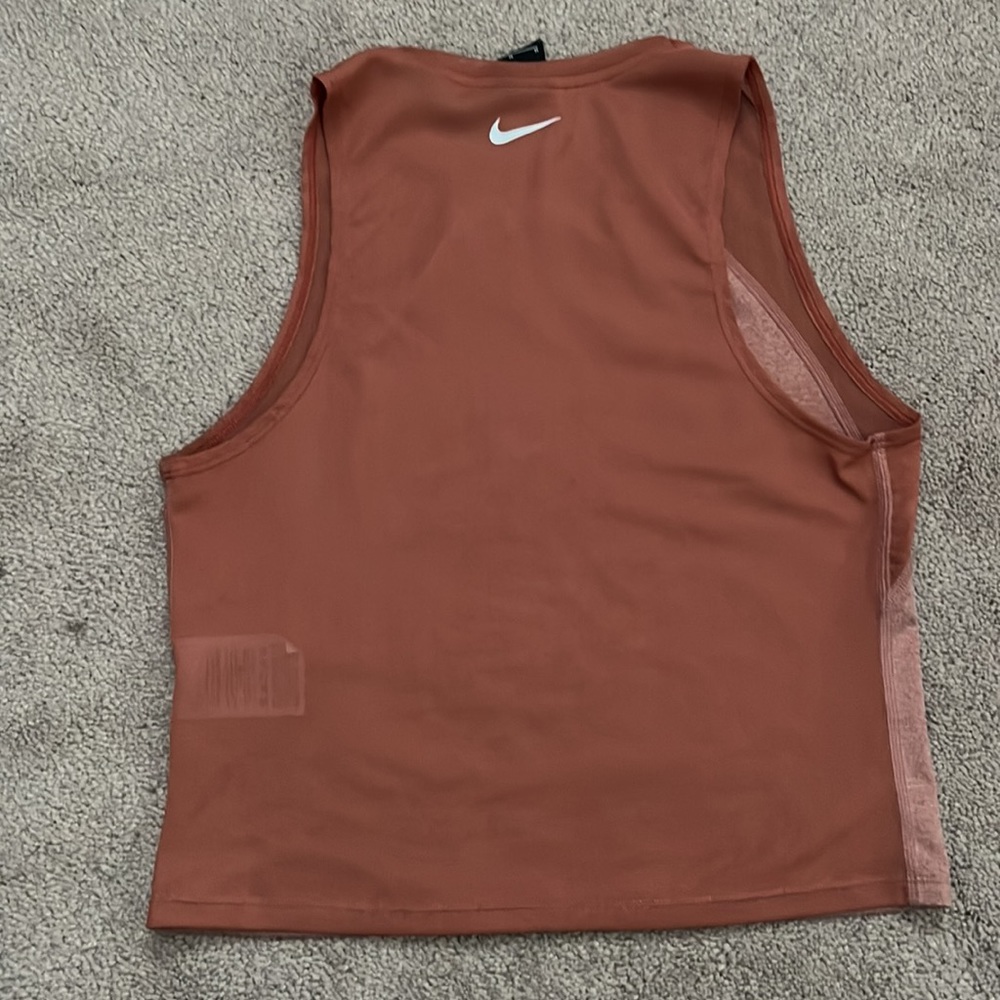 Nike Pro Mesh Cropped Tank - Picture 4 of 4